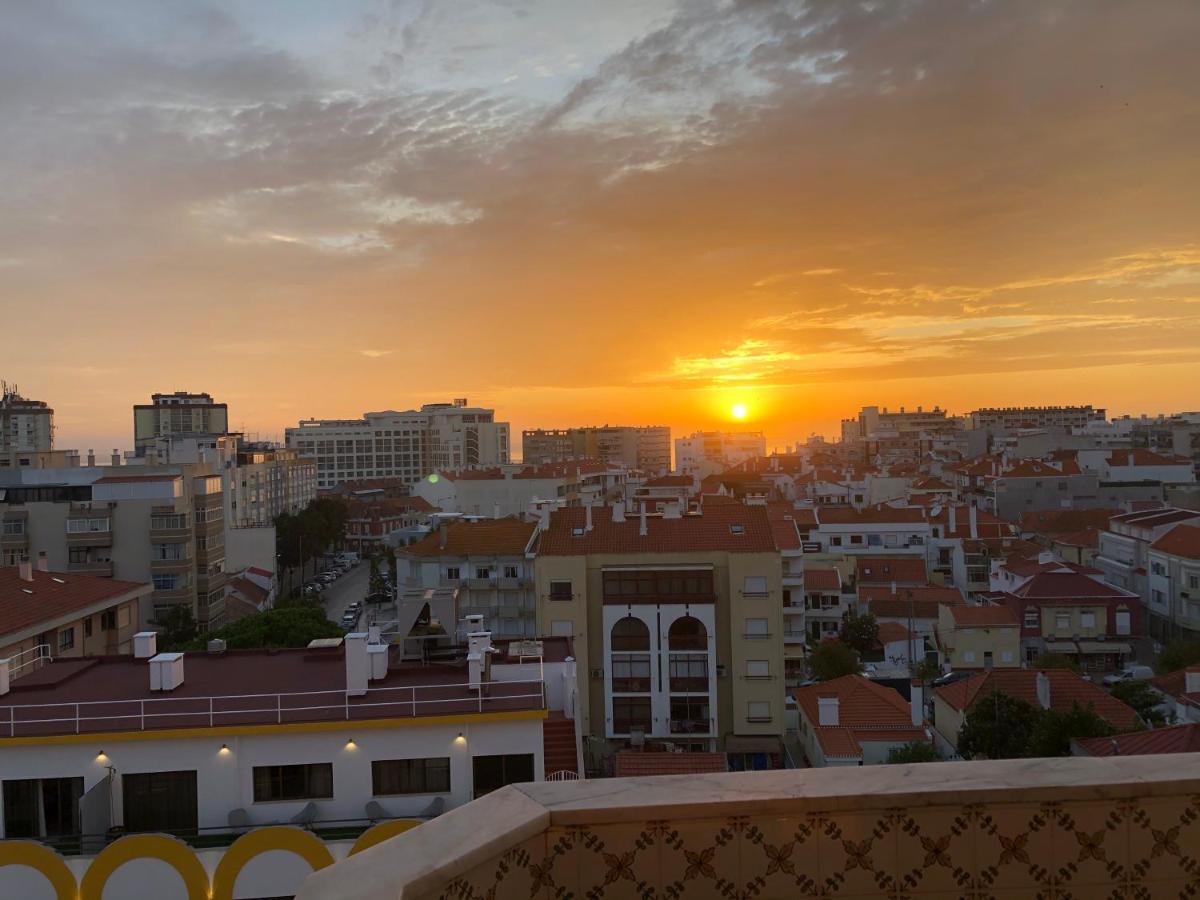 Lovely Lisboa Costa Da Caparica Seaview Apartment Екстериор снимка